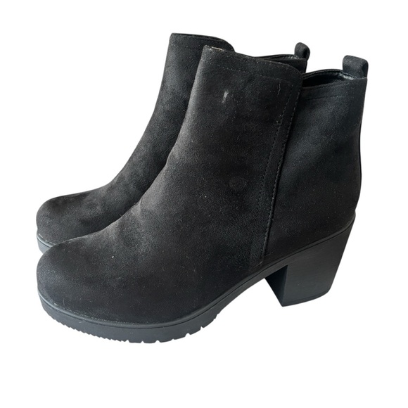 Dream Pairs Black Suede Ankle Boots Size 9.5 - Picture 3 of 8